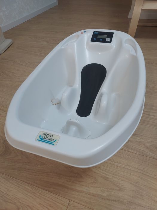 Ванночка для немовлят. Aqua scale 3 in 1.