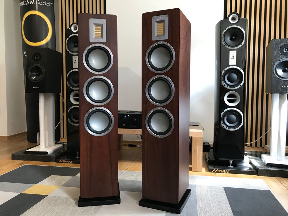 Kolumny podłogowe Audiovector QR5 Walnut, ekspozycyjne, sklep AVŚwiat