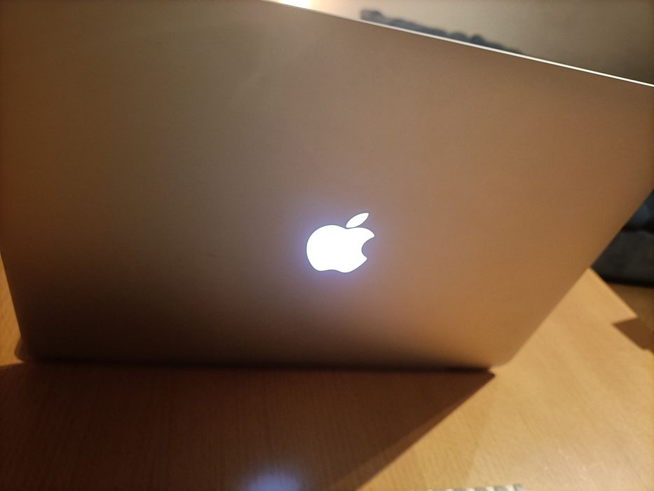 MacBook pro retina modelo A1398