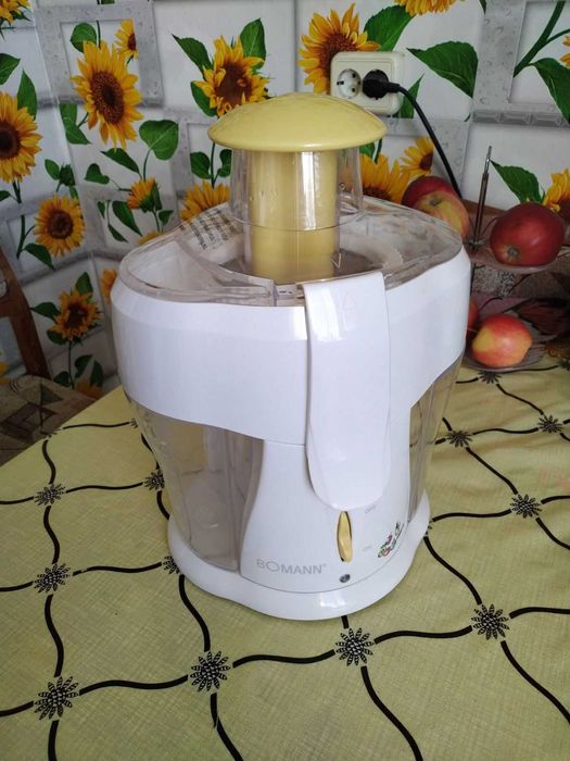 Соковыжималка Bomann CB-2758-1082