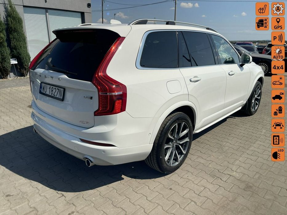 Volvo XC 90 Momentum D5 AWD Skóra Kamera Panorama