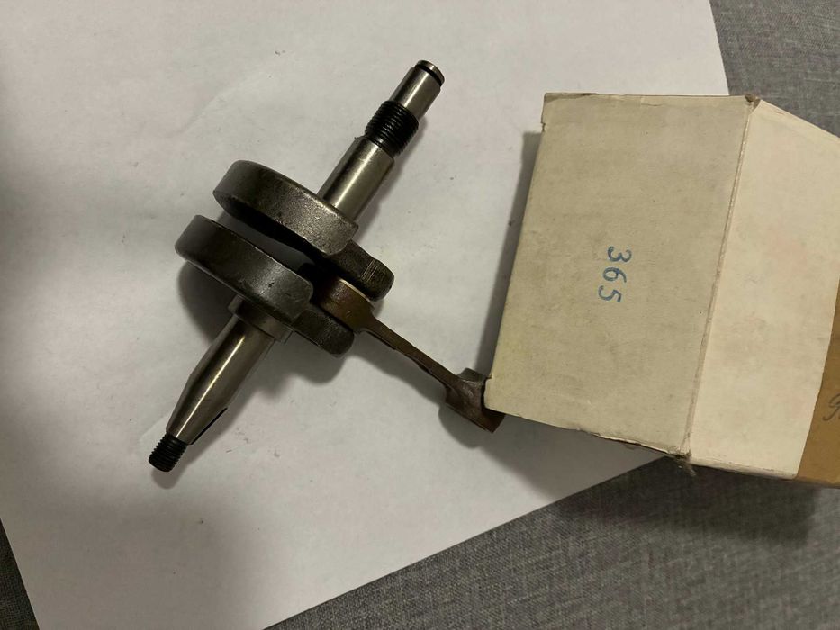 Wał Husqvarna 365; 372; 371