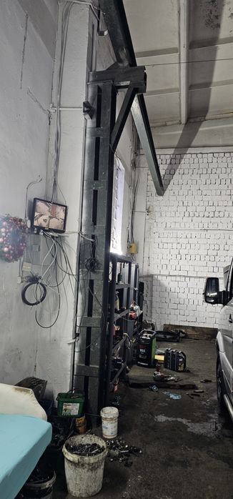 Кран - балка підвісна 3,2 тонни.