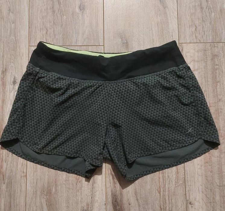 Спортивные шорты для бега Nike, S.