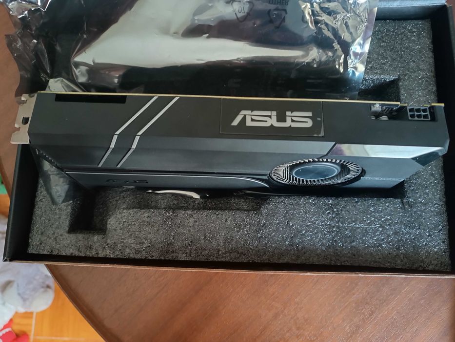 Vendo Placa Gráfica NVIDIA GeForce GTX 1060 6GB GDDR5