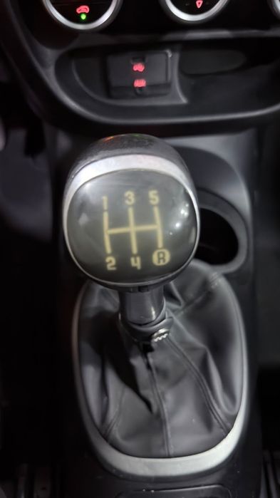 Fiat 500L525313024092416006