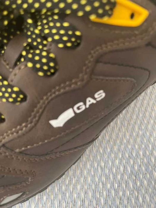 Sapatilhas GAS Omy NBX Castanhas