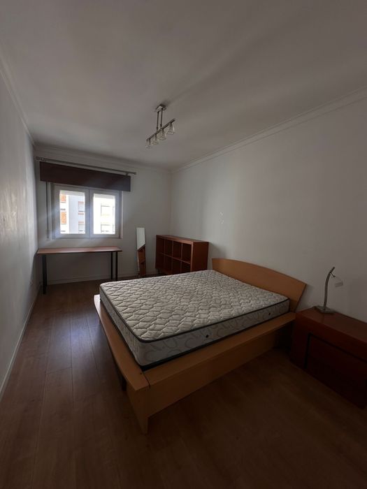 Quarto em Benfica mobilado em apartamento com sala a 465€ sem despesas a partilhar com apenas 1 estudante!