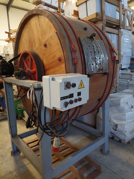 Flon em madeira novo