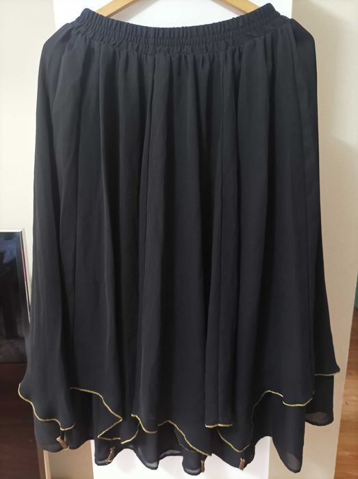 Czarna spódnica ze zdobieniami rozmiar L