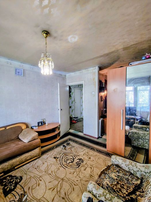 Увага! 1к Калинова 4/12 поверх  40 кв м поряд  Слобожанский правда косиора
