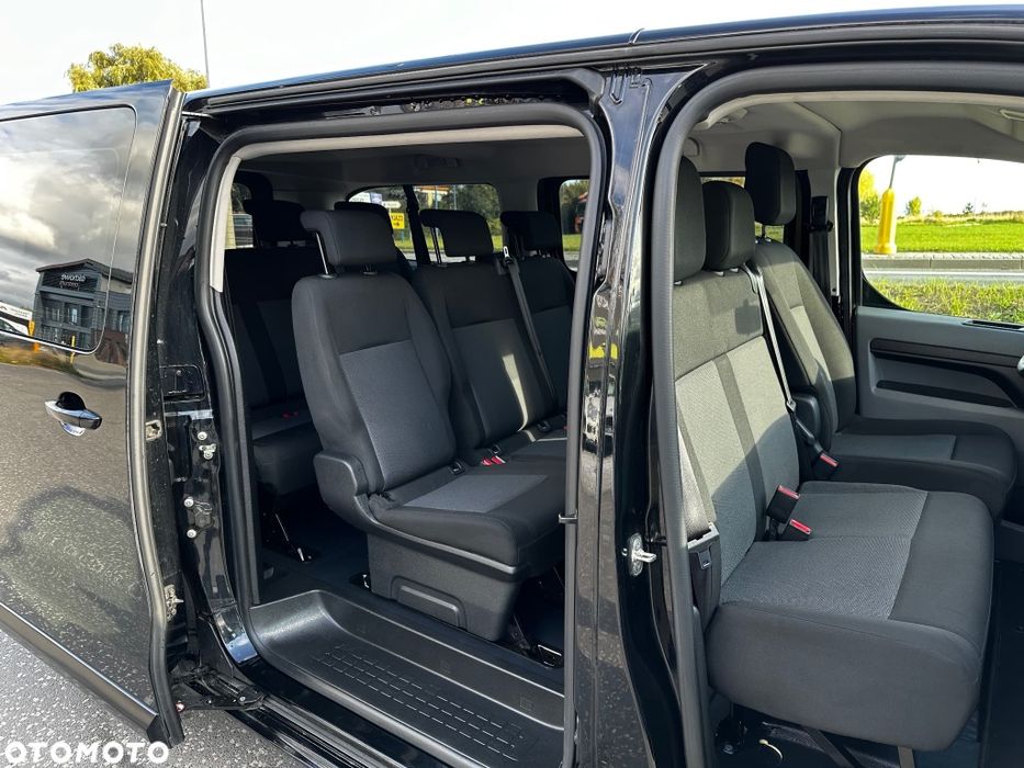 Sprzedam Opel Vivaro 9os,  2021r