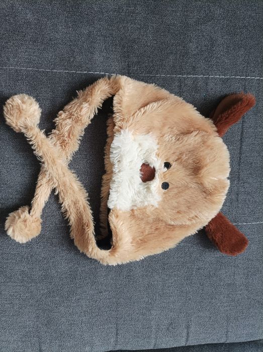 Czapka Piesek z pomponami