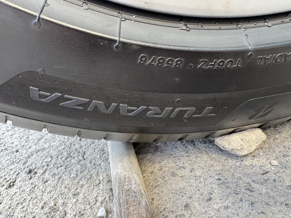 Bridgestone turanza 255/50/19 bmw 2024 рік 7,5 мл