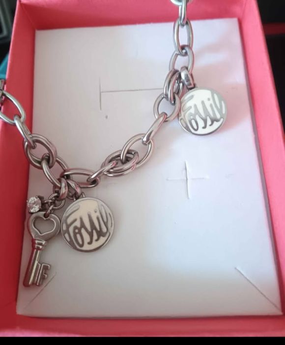 Aneis Swatch one guess