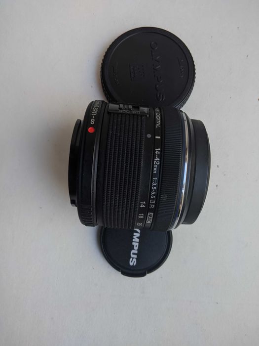 Объектив  OLYMPUS M. ZUIKO 14-42mm 3.5-5.6 II R MSC для микро 4/3