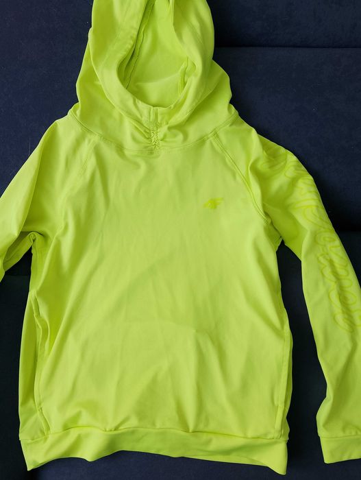 4F. Bluza sportowa dziewczęca