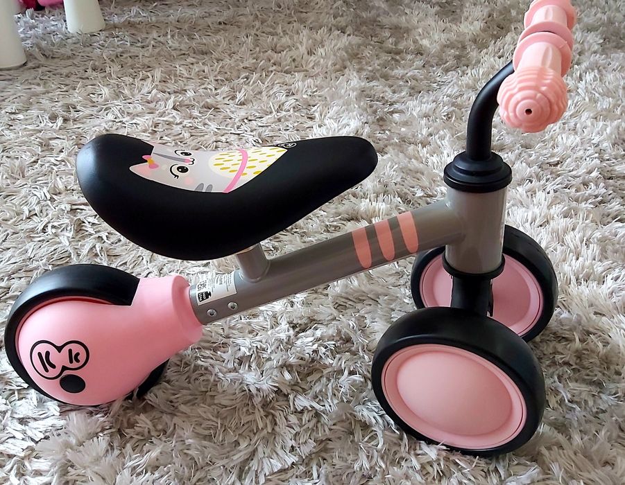Nowy rowerek biegowy Kinderkraft Cutie 6" Różowy