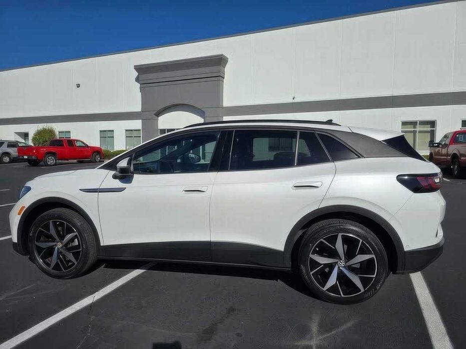 Volkswagen ID.4 Pro S      2024