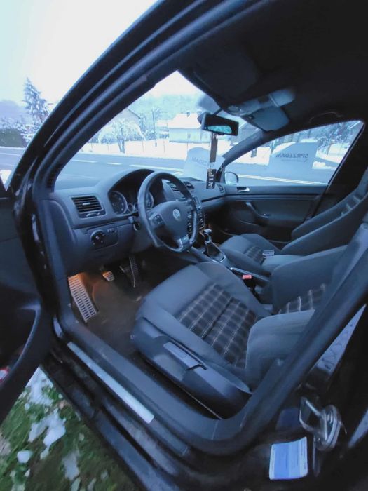 Witam sprzedam golfa 5 GTI