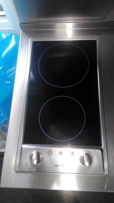 Bancada em Aço Inoxidável com Placa Eléctrica encastrada