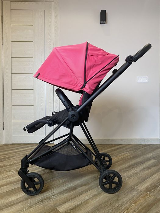 Cybex Mios прогулянкова коляска