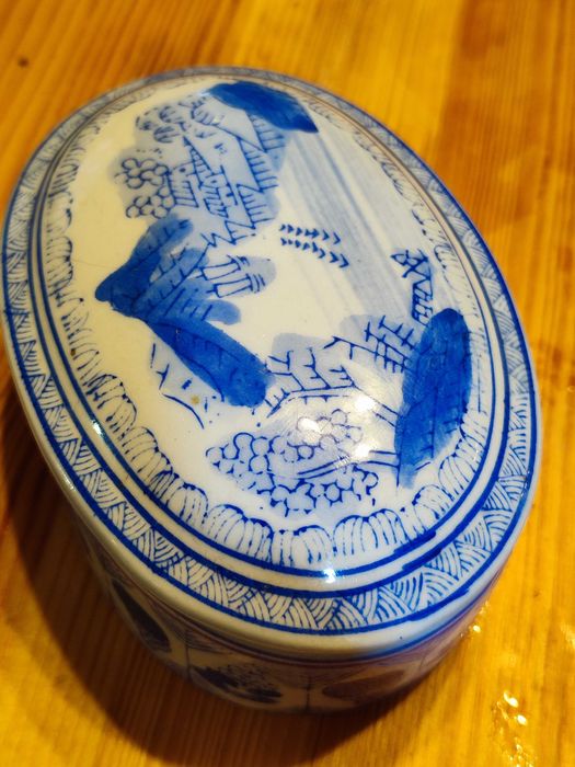 Скринька -шкатулка, кераміка