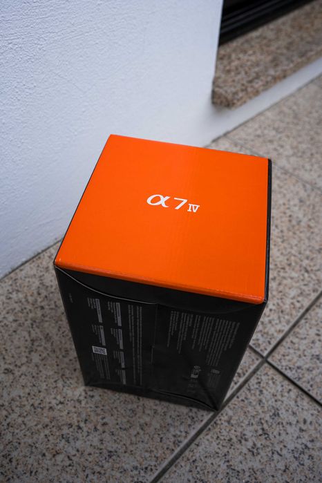 Sony A 7 IV - nova - caixa selada