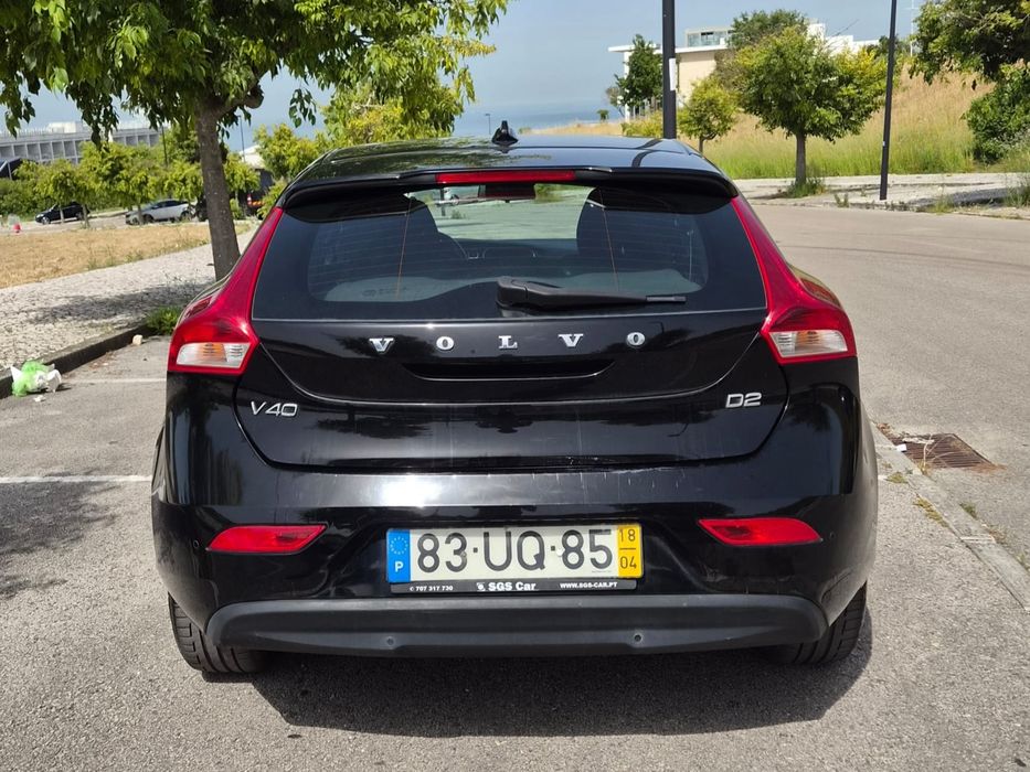 Volvo v40 2.0 diesel 2018 com 108.000km Negociável