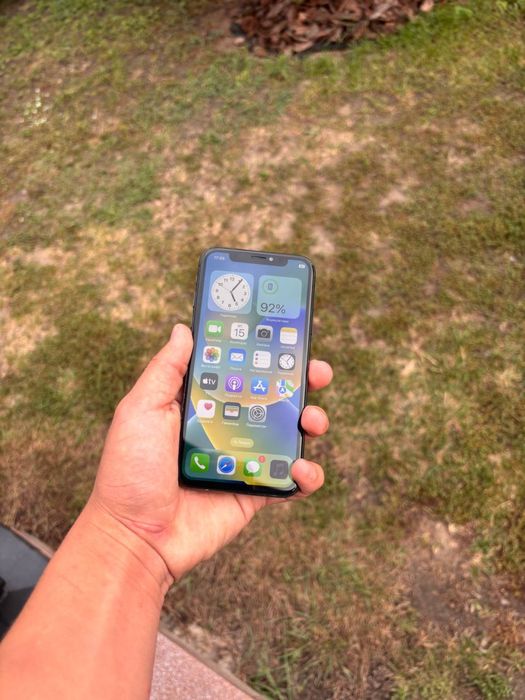 Продам IPhone X на 256 Gb