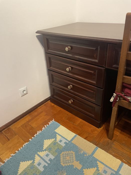 Secretaria madeira