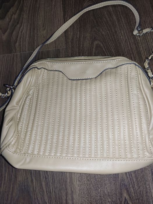 Sprzedam torebkę Mango