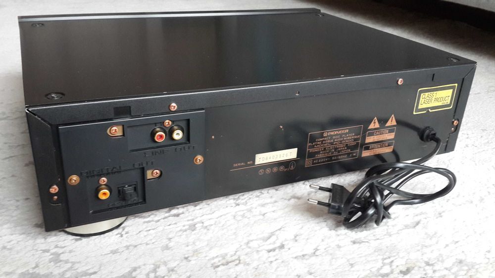 CD Pioneer PD-10AE . Pioneer PD-9300