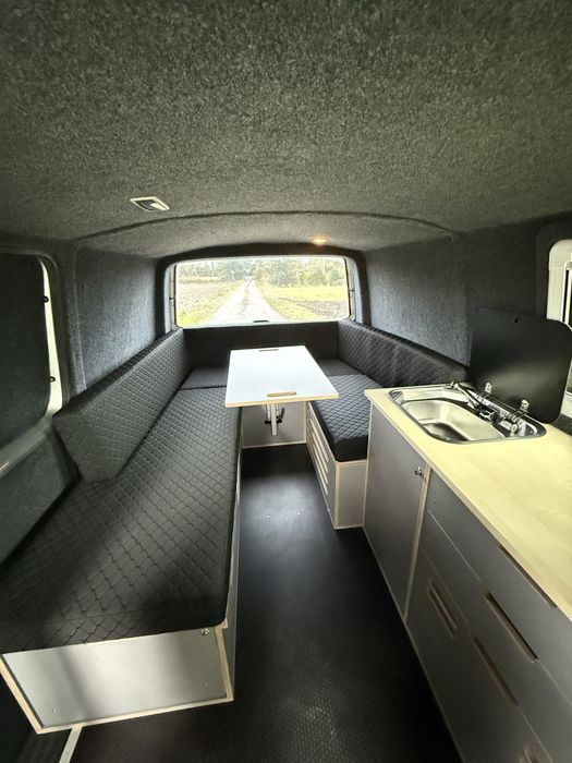 Zabudowa kempingowa. Kamper volkswagen T5