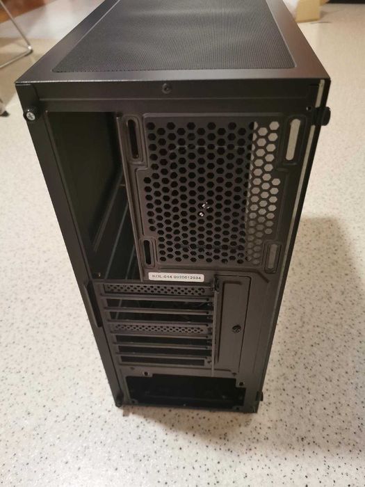 Obudowa KOLINK VOID RGB czarna