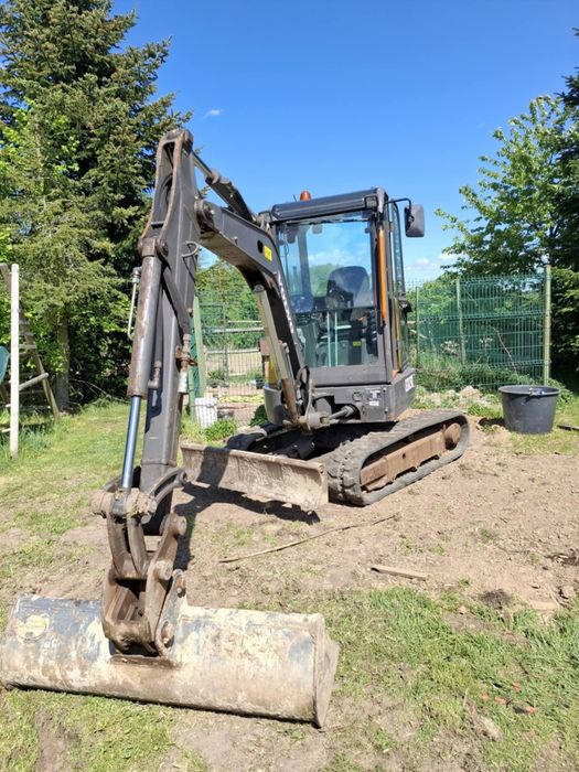 Wynajem Minikoparki Volvo ECR25D