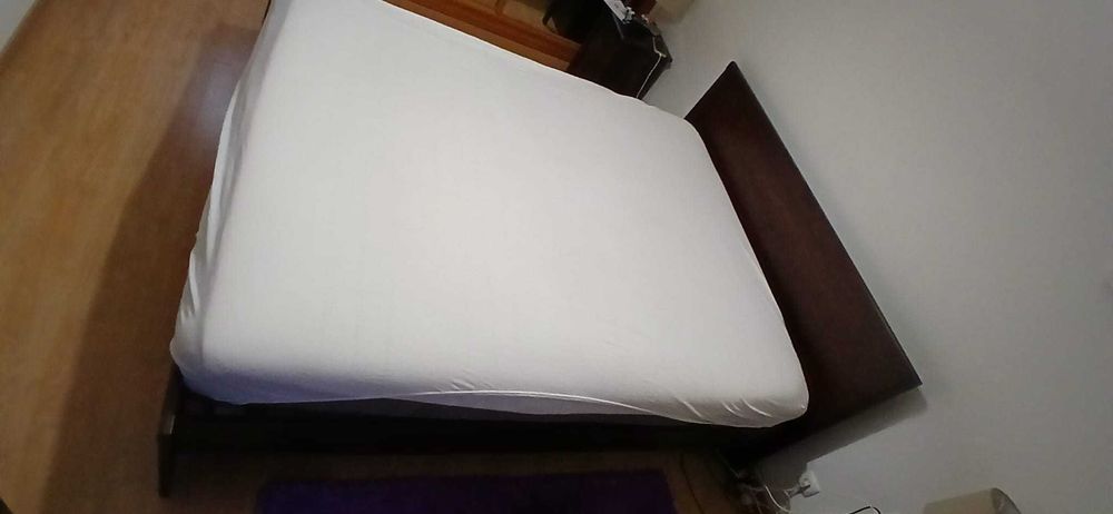 Cama IKEA modelo SKORVA
