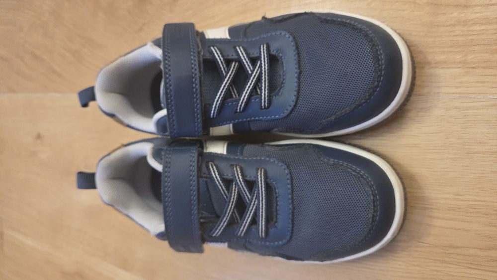 Półbuty Lasocki r. 32 dł w środku 20 cm. Jak nowe. Jesień