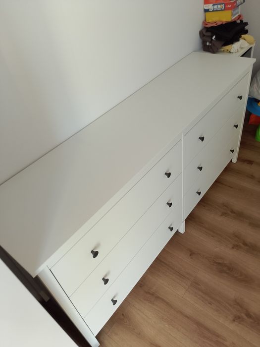 biała komoda Ikea