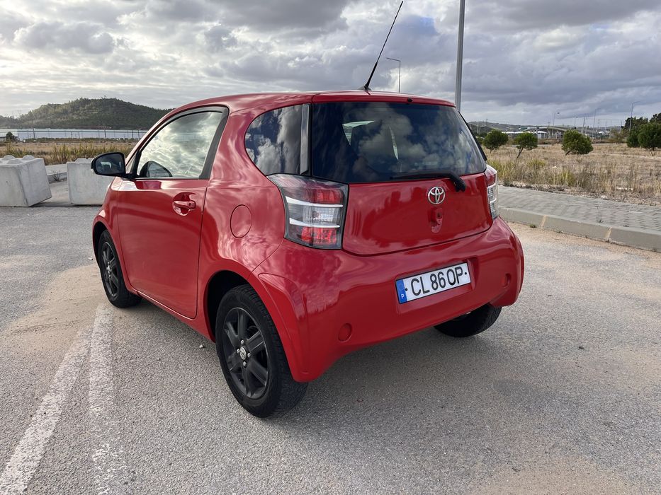 Toyota  IQ 1.0 vvt-i