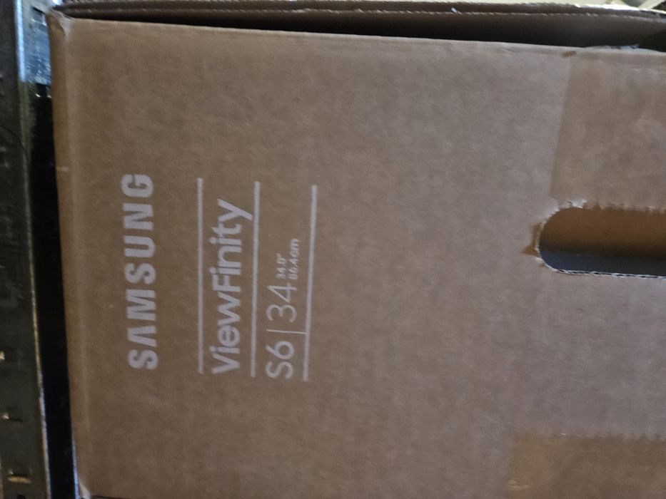 Монітор Samsung S6 34", вигнутий, 2 міс користування, як новий.