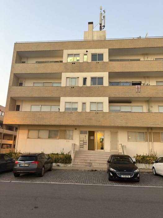 Arrendamento T1 | Lavra (Matosinhos) – 950 €