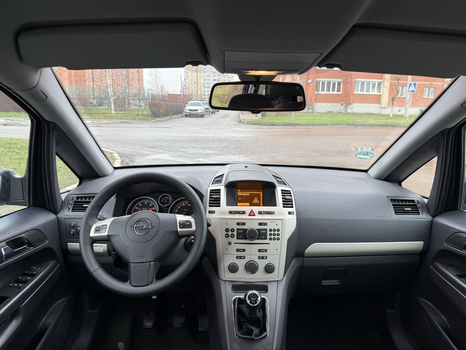 Opel Zafira з Німеччини 7 місць