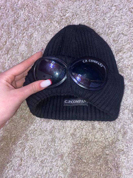 шапка c.p company