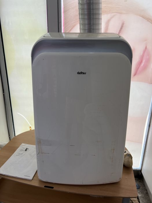 Ar condicionado portatil Daitsu, quente e frio 12,000Btus