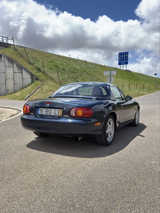 Mazda MX-5 NB 1.6 de 1998 com Hardtop