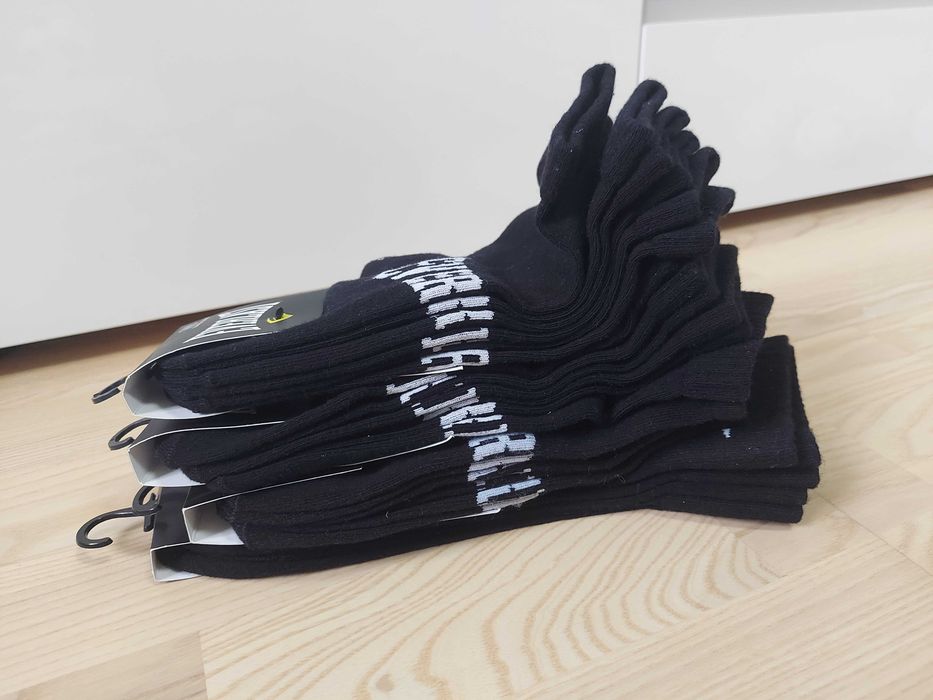 4 opakowania 3-pack skarpety Everlast rozm. 39-42