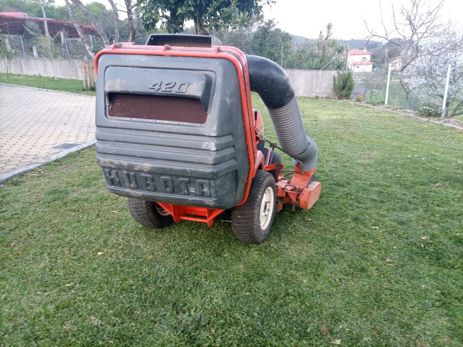 Trator corta relva Kubota g1900 s HST