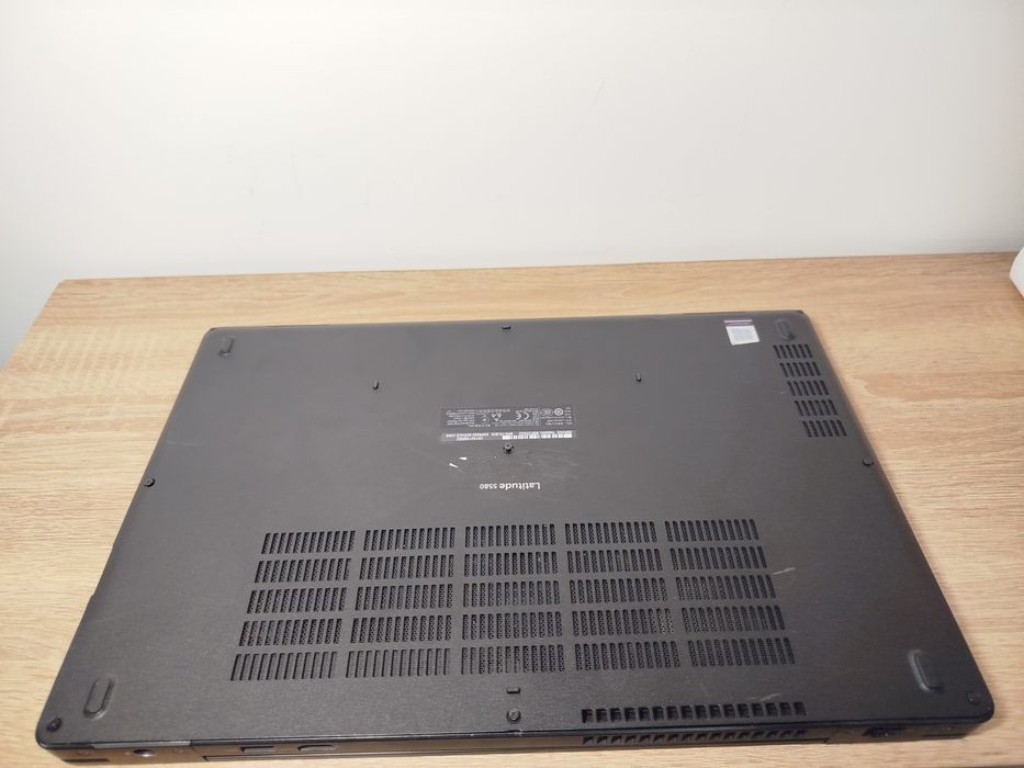 Laptop Dell latitude 5580 i5-6Gen 33szt.