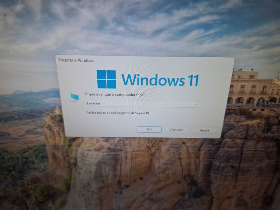 Intel Core i5 - 2.90GHz com Windows 11 e OFFICE 2021